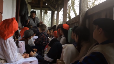 Photo of VIDEO Pogledajte film u kojem lička baka uči dječicu o uskrsnim običajima našeg kraja