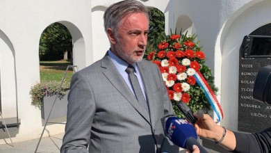 Photo of Škoro po Plenkoviću: Sramotno je da sa svoje pozicije predsjednika hrvatske vlade pozivate na linč neistomišljenika