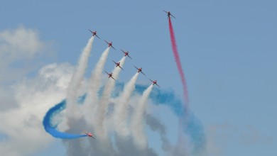 Photo of FOTO/VIDEO Britanska akrobatska skupina Red Arrows sletjela u Zemunik