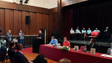 Photo of U Gospiću predstavljene posljednje dvije knjige biskupa Bogovića