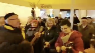 Photo of VIDEO Trgom Bana Jelačića se zaorilo “JUNAK SAM IZ LIKE JA!” na svetog Ivana