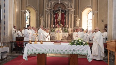 Photo of Nadbiskup Križić u Perušiću za đakona zaredio Karla Špoljarića