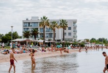 Photo of Je li sezona u Ličko-senjskoj bolja ili lošija nego lani? Provjerili smo brojke