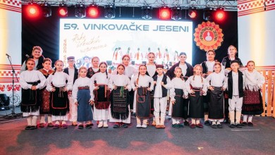 Photo of FOTO Dječja skupina HKUD-a “Široka Kula” predstavljala Ličko-senjsku županiju na 59. Vinkovačkim jesenima
