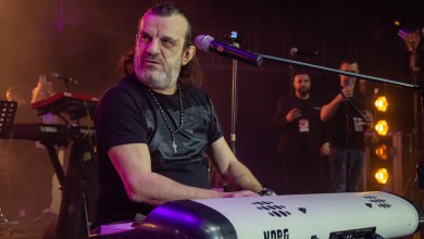 Photo of Puna Arena Zagreb u transu zbog narodnjaka: Stoja u lateksu, Dara Bubamara kao kraljica dekoltea dobila spermu od lososa, a Aca Lukas pio s nogometašima