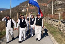 Photo of Pokladna tradicija u Donjem Kosinju – Oj Kosinju dok ti ime traje, “Dedi” će čuvati tvoje običaje 