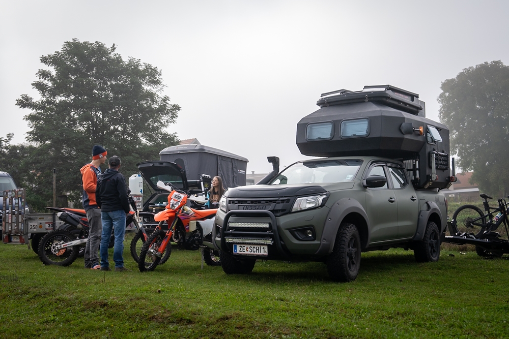 7CR05058