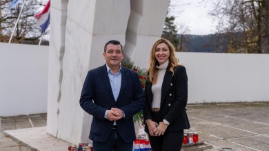 Photo of Ana Manjerović je nova ravnateljica Gackog pučkog otvorenog učilišta Otočac