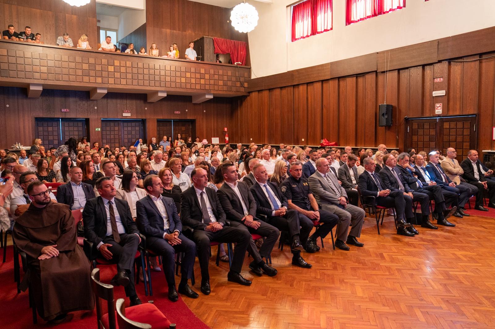 veleuciliste_nikola_tesla_gospic_20_godina_2026 (4)