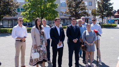 Photo of U Gospić danas stigli jedino Mostovci: “Ne mogu se zastupnici kupati dok imamo ovakvu situaciju”